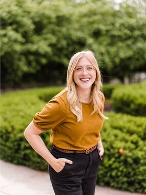 Meet your Posher, Brianne